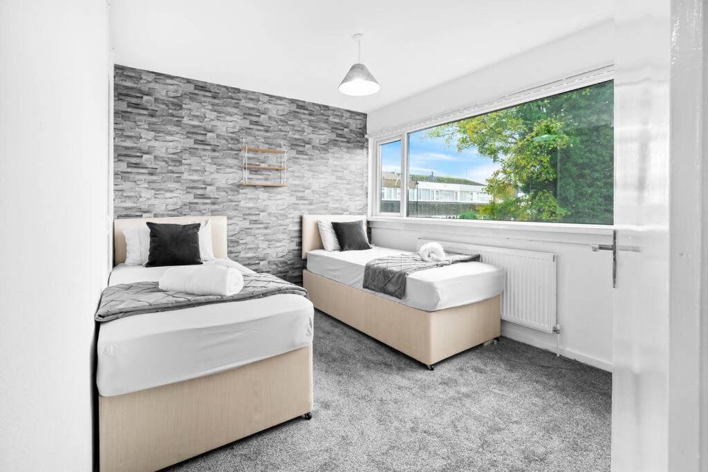 Jlr,Nec,B'Ham Airport,Entire House,Wi-Fi,Netflix Villa Birmingham Exterior photo